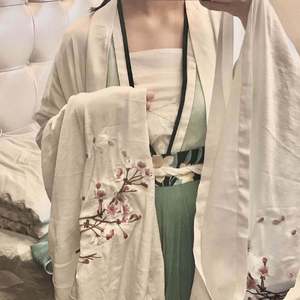 徐佳丽大乳裸体
